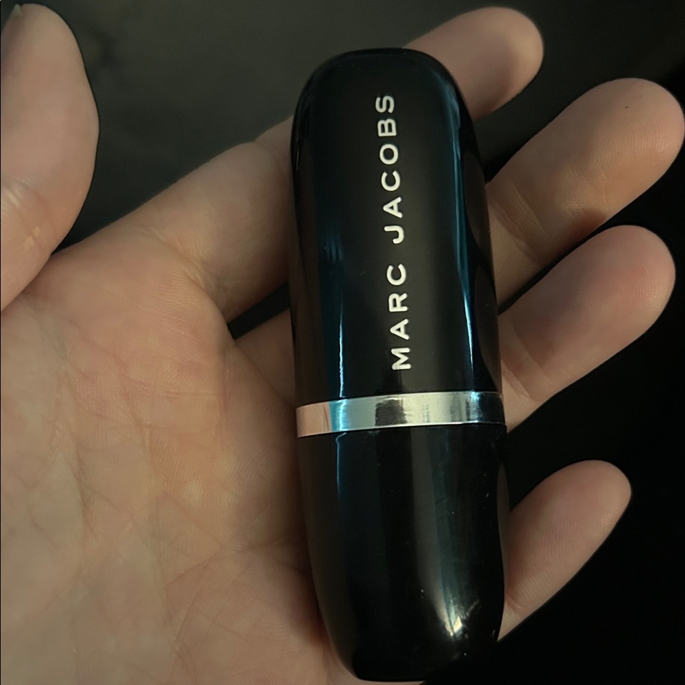 Marc Jacob's contour stick